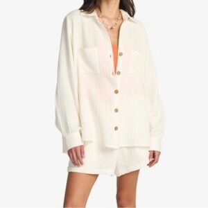 Billabong Off-White Textured Shirt and Shorts Set